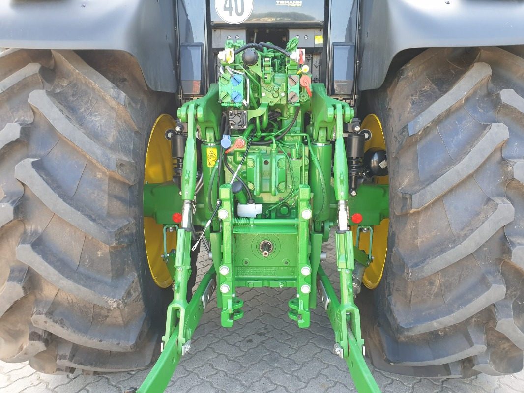 John Deere 6195M **MIETRÜCKLÄUFER** - Traktor: obrázok 4 John Deere 6195M **MIETRÜCKLÄUFER** - Traktor: obrázok 4