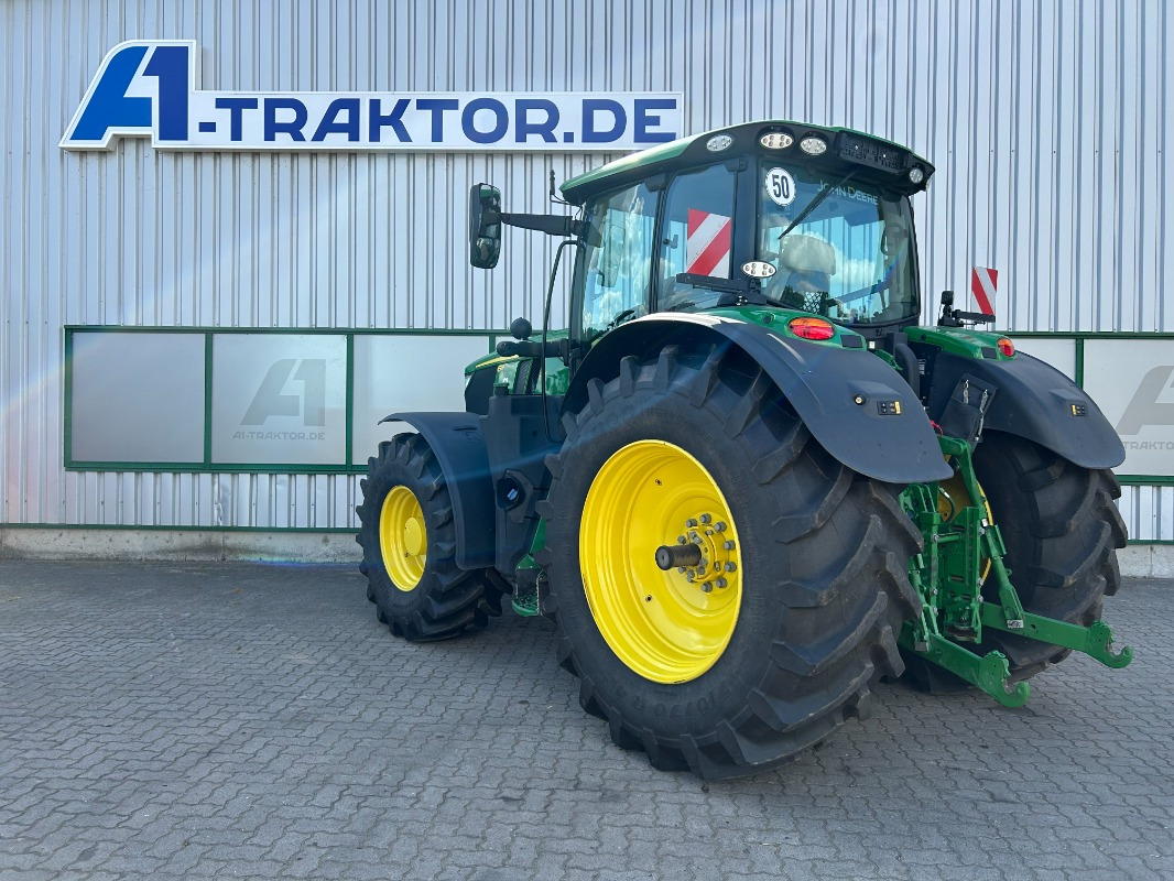 John Deere 6R 215 - Traktor: obrázok 3 John Deere 6R 215 - Traktor: obrázok 3