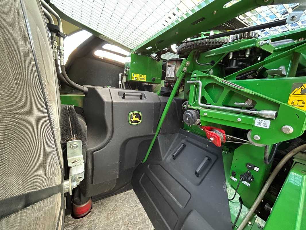 John Deere 8400 mit Kemper 475 Plus - Kombajn: obrázok 2 John Deere 8400 mit Kemper 475 Plus - Kombajn: obrázok 2
