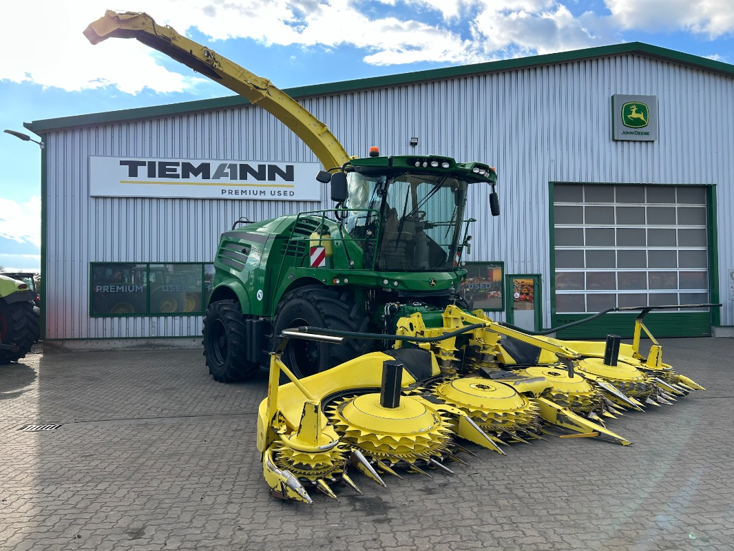 John Deere 8400 mit Kemper 475 Plus - Kombajn: obrázok 1 John Deere 8400 mit Kemper 475 Plus - Kombajn: obrázok 1