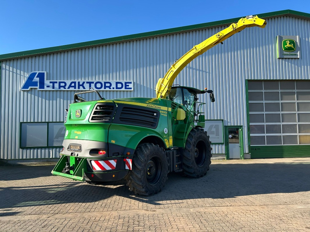 John Deere 8400i - Kombajn: obrázok 2 John Deere 8400i - Kombajn: obrázok 2