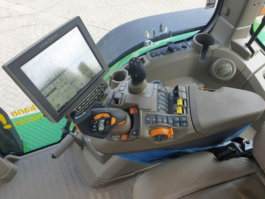 John Deere 8R 340 **MIETRÜCKLÄUFER** - Traktor: obrázok 3 John Deere 8R 340 **MIETRÜCKLÄUFER** - Traktor: obrázok 3