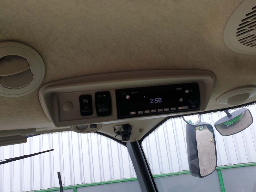 John Deere S770 - Obilný kombajn: obrázok 4 John Deere S770 - Obilný kombajn: obrázok 4