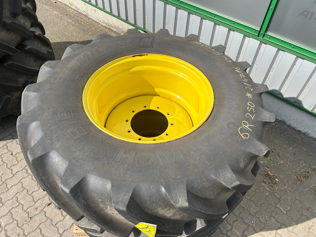 Michelin Kompletträder 710/70R42 600/70R30 - Pneumatika: obrázok 2 Michelin Kompletträder 710/70R42 600/70R30 - Pneumatika: obrázok 2