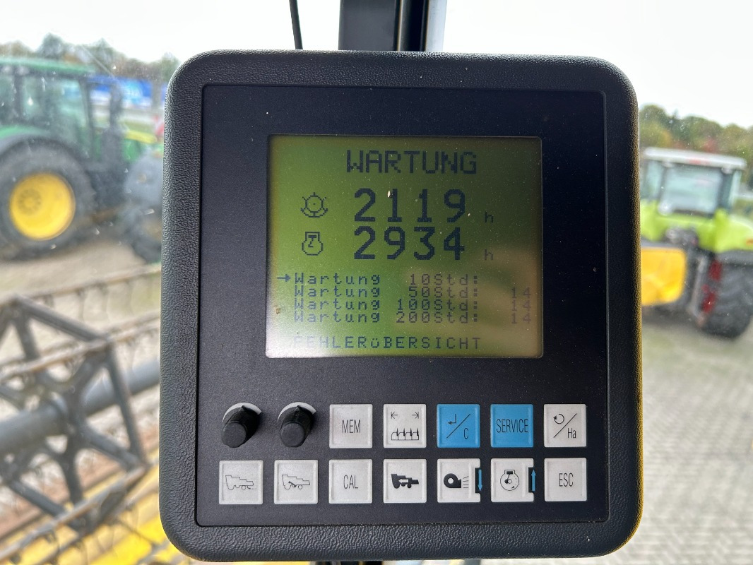 New Holland TX 68 Plus - Obilný kombajn: obrázok 5 New Holland TX 68 Plus - Obilný kombajn: obrázok 5