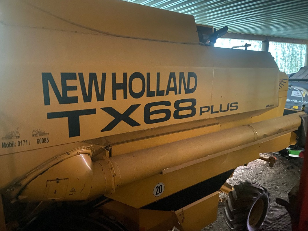 New Holland TX 68 Plus - Obilný kombajn: obrázok 3 New Holland TX 68 Plus - Obilný kombajn: obrázok 3