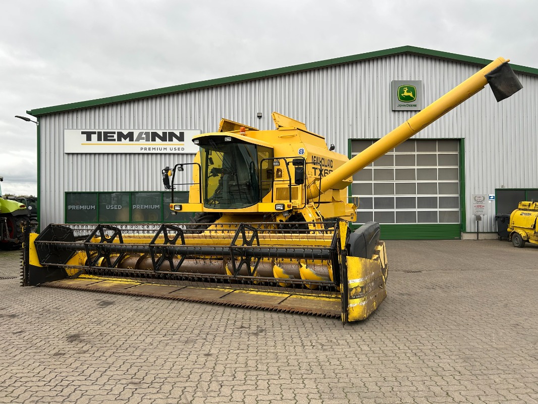 New Holland TX 68 Plus - Obilný kombajn: obrázok 1 New Holland TX 68 Plus - Obilný kombajn: obrázok 1