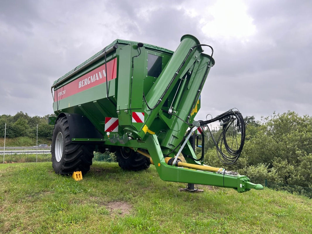 Bergmann GTW 210 - Poľnohospodárske stroje: obrázok 1 Bergmann GTW 210 - Poľnohospodárske stroje: obrázok 1