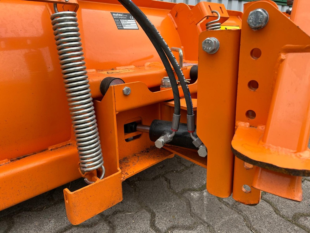 Matev SRM-FB 150 - Príslušenstvo: obrázok 4 Matev SRM-FB 150 - Príslušenstvo: obrázok 4