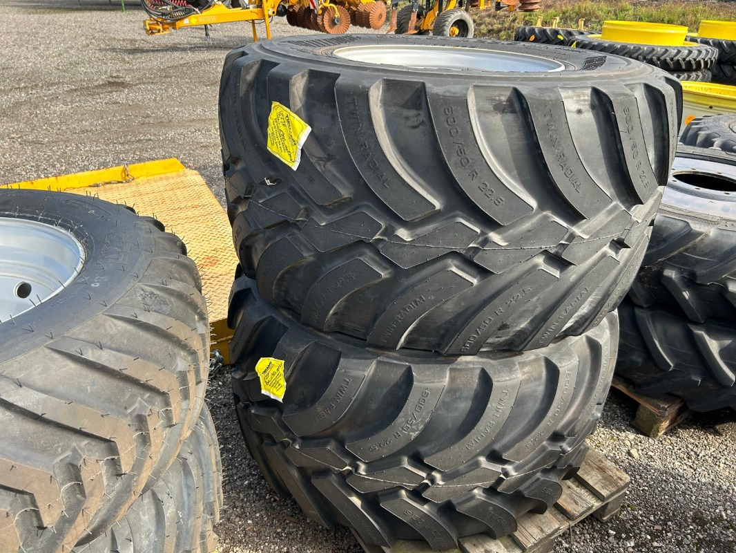 Trelleborg 600/50R22.5 - 2 Stück - Pneumatiky a disky pre Poľnohospodárske stroje: obrázok 1 Trelleborg 600/50R22.5 - 2 Stück - Pneumatiky a disky pre Poľnohospodárske stroje: obrázok 1