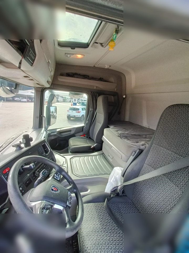 SCANIA P450 - Ťahač: obrázok 5 SCANIA P450 - Ťahač: obrázok 5