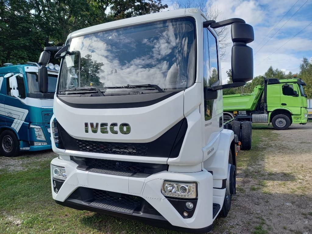 Iveco Eurocargo ML180E/FP, NEW, NOT USED - Podvozek s kabinou: obrázok 4 Iveco Eurocargo ML180E/FP, NEW, NOT USED - Podvozek s kabinou: obrázok 4