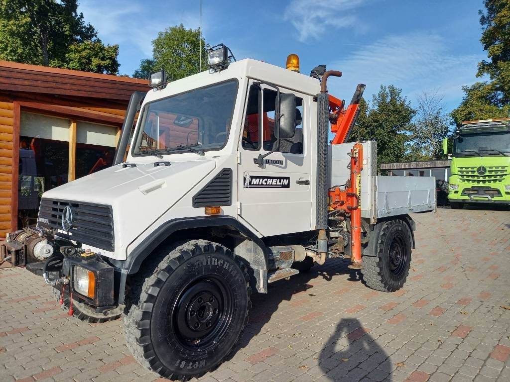Unimog UNIMOG 4X4 - Auto s hydraulickou rukou: obrázok 3 Unimog UNIMOG 4X4 - Auto s hydraulickou rukou: obrázok 3