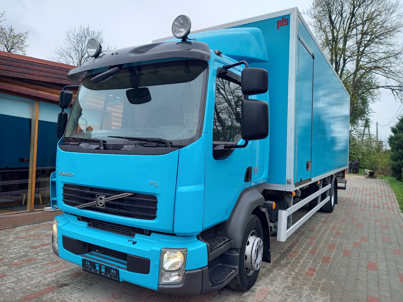 VOLVO FL, 4x2, 16000 KG. EEV - Skříňový nákladní auto: obrázok 1 VOLVO FL, 4x2, 16000 KG. EEV - Skříňový nákladní auto: obrázok 1