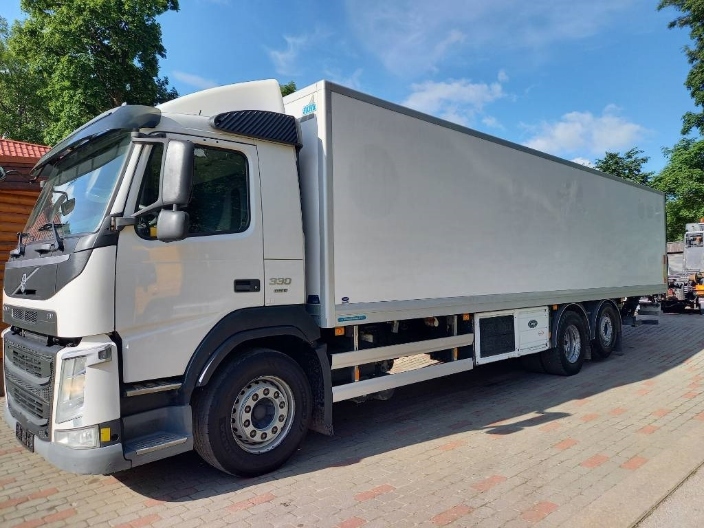 Chladirenské nákladné vozidlo Volvo FM 330, 6x2, CARRIER SUPRA 950 U: obrázok 14