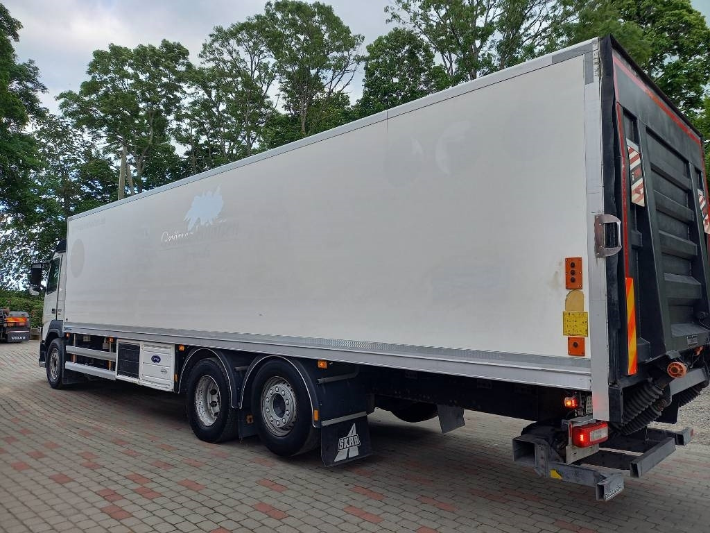Chladirenské nákladné vozidlo Volvo FM 330, 6x2, CARRIER SUPRA 950 U: obrázok 38