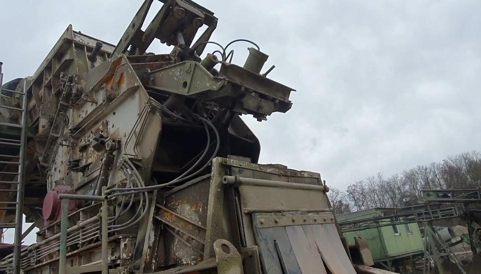 1100 ×900 Brecher - Drvič: obrázok 3 1100 ×900 Brecher - Drvič: obrázok 3