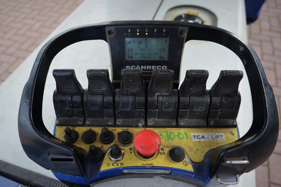 Falcon FS330Z Bi-Energy, Diesel - Battery, 33m Working He - Kĺbová pracovná plošina, Pásová plošina: obrázok 3 Falcon FS330Z Bi-Energy, Diesel - Battery, 33m Working He - Kĺbová pracovná plošina, Pásová plošina: obrázok 3