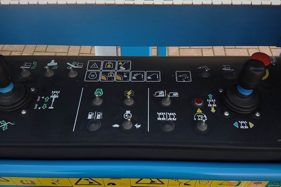 Genie S65XC Valid inspection, *Guarantee! Diesel, 4x4 Dr - Teleskopická plošina: obrázok 5 Genie S65XC Valid inspection, *Guarantee! Diesel, 4x4 Dr - Teleskopická plošina: obrázok 5