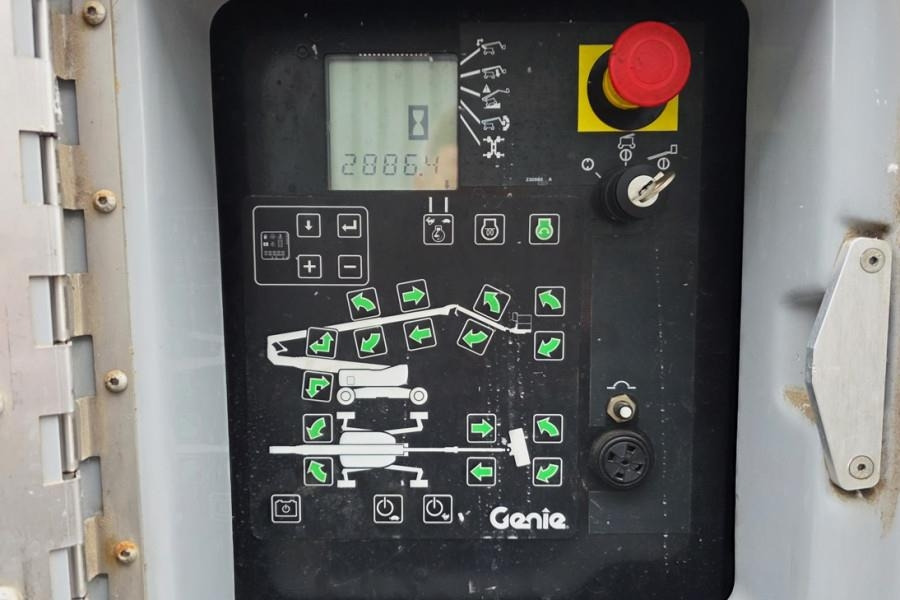 Genie ZX135/70 Diesel, 4x4x4 Drive, 43m Lifting Height, - Kĺbová pracovná plošina: obrázok 4 Genie ZX135/70 Diesel, 4x4x4 Drive, 43m Lifting Height, - Kĺbová pracovná plošina: obrázok 4