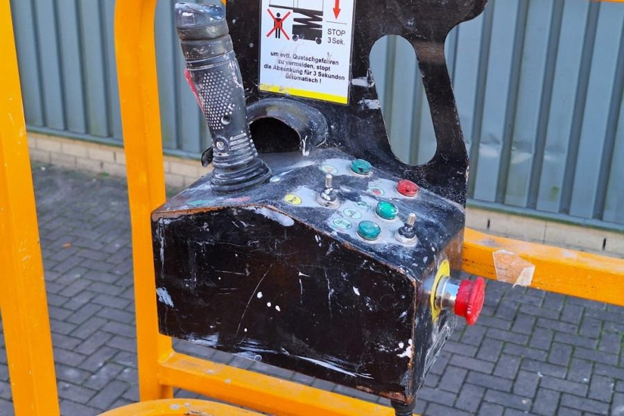 Haulotte Compact 10 Electric, 10m Working Height, 450kg Cap - Samohybná plošiny: obrázok 4 Haulotte Compact 10 Electric, 10m Working Height, 450kg Cap - Samohybná plošiny: obrázok 4