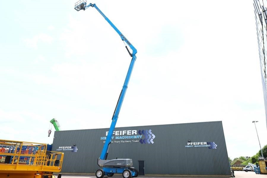 JLG 1250AJP Diesel, 4x4x4 Drive, 40.1m Working Height, - Kĺbová pracovná plošina: obrázok 3 JLG 1250AJP Diesel, 4x4x4 Drive, 40.1m Working Height, - Kĺbová pracovná plošina: obrázok 3