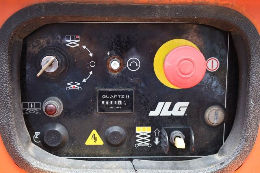 JLG 3369LE Electric, 12m Working Height, 450kg Capacit - Samohybná plošiny: obrázok 5 JLG 3369LE Electric, 12m Working Height, 450kg Capacit - Samohybná plošiny: obrázok 5