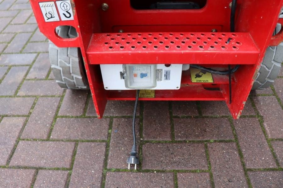 Magni ES0807E Available Directly From Stock, Electric, 7 - Samohybná plošiny: obrázok 4 Magni ES0807E Available Directly From Stock, Electric, 7 - Samohybná plošiny: obrázok 4