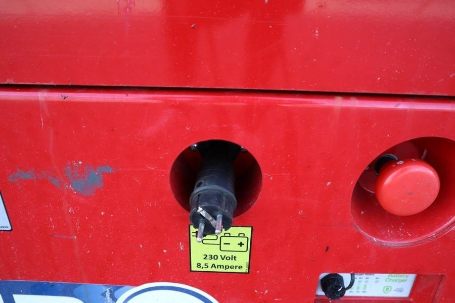 Magni ES1008E Valid inspection, *Guarantee!, Electric, 1 - Samohybná plošiny: obrázok 5 Magni ES1008E Valid inspection, *Guarantee!, Electric, 1 - Samohybná plošiny: obrázok 5