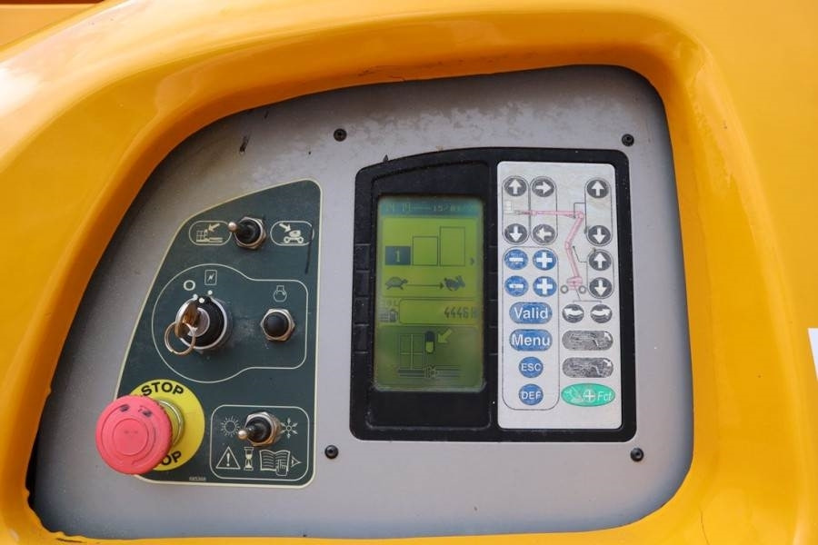 Manitou 160ATJ Diesel, 4x4x4 Drive, 16m Working Height, 8.  - Kĺbová pracovná plošina: obrázok 4 Manitou 160ATJ Diesel, 4x4x4 Drive, 16m Working Height, 8.  - Kĺbová pracovná plošina: obrázok 4