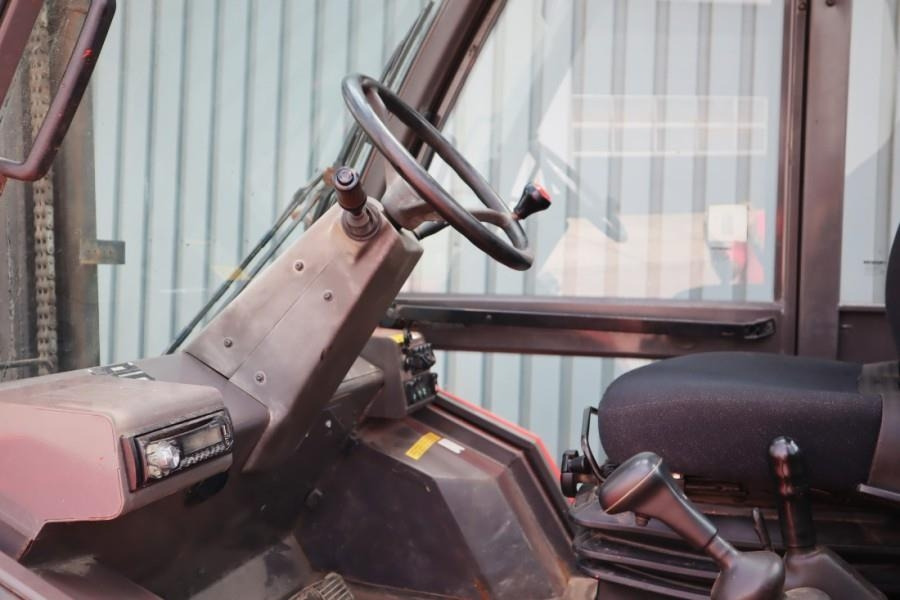 Manitou M30-4 Diesel, 4x4 Drive, 3t Capacity, Triplex Mast - Terénny vozík: obrázok 4 Manitou M30-4 Diesel, 4x4 Drive, 3t Capacity, Triplex Mast - Terénny vozík: obrázok 4