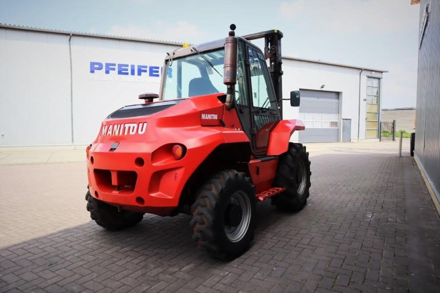 Manitou M30-4 Diesel, 4x4 Drive, 3t Capacity, Triplex Mast - Terénny vozík: obrázok 2 Manitou M30-4 Diesel, 4x4 Drive, 3t Capacity, Triplex Mast - Terénny vozík: obrázok 2