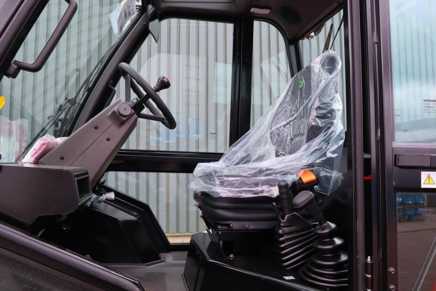 Manitou M30-4 Valid inspection, *Guarantee! Diesel, 4x4 Dr - Terénny vozík: obrázok 3 Manitou M30-4 Valid inspection, *Guarantee! Diesel, 4x4 Dr - Terénny vozík: obrázok 3