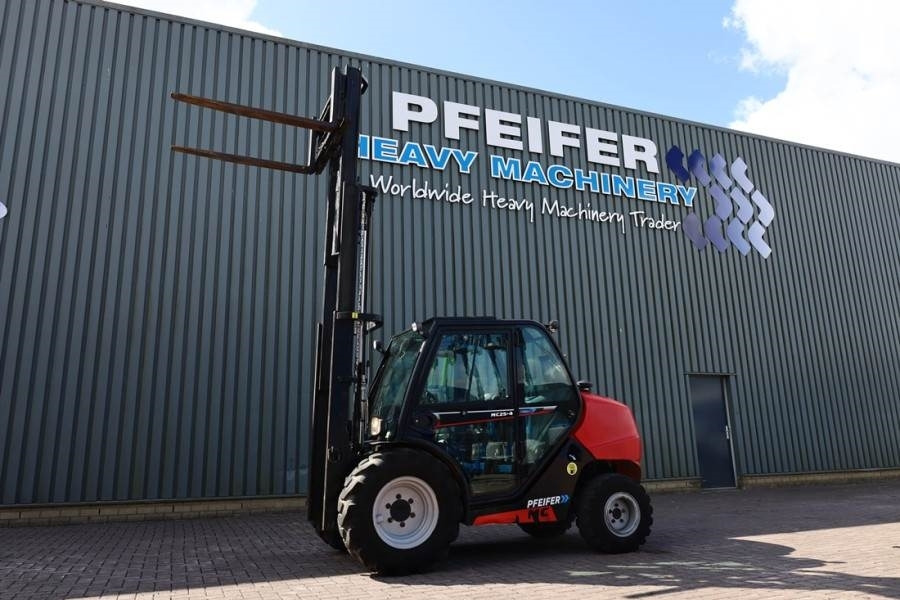 Manitou MC25-4 Valid Inspection, *Guarantee, Diesel, 4x4 D  - Terénny vozík: obrázok 3 Manitou MC25-4 Valid Inspection, *Guarantee, Diesel, 4x4 D  - Terénny vozík: obrázok 3