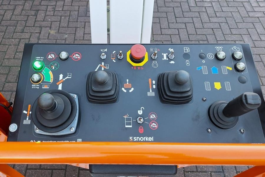 Snorkel 460SJ Valid Inspection, *Guarantee! CE, Diesel, 4x - Teleskopická plošina: obrázok 5 Snorkel 460SJ Valid Inspection, *Guarantee! CE, Diesel, 4x - Teleskopická plošina: obrázok 5