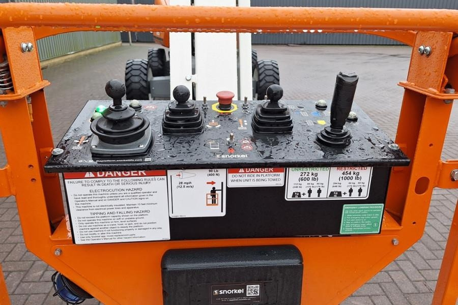 Snorkel 660SJ Valid Inspection, *Guarantee! CE, Diesel, 4x - Teleskopická plošina: obrázok 4 Snorkel 660SJ Valid Inspection, *Guarantee! CE, Diesel, 4x - Teleskopická plošina: obrázok 4