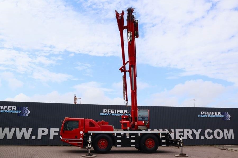 Terex AC40/2L Diesel, 4x4 Drive And 4-Wheel Steering, 40 - Žeriav pre všetky terény: obrázok 2 Terex AC40/2L Diesel, 4x4 Drive And 4-Wheel Steering, 40 - Žeriav pre všetky terény: obrázok 2