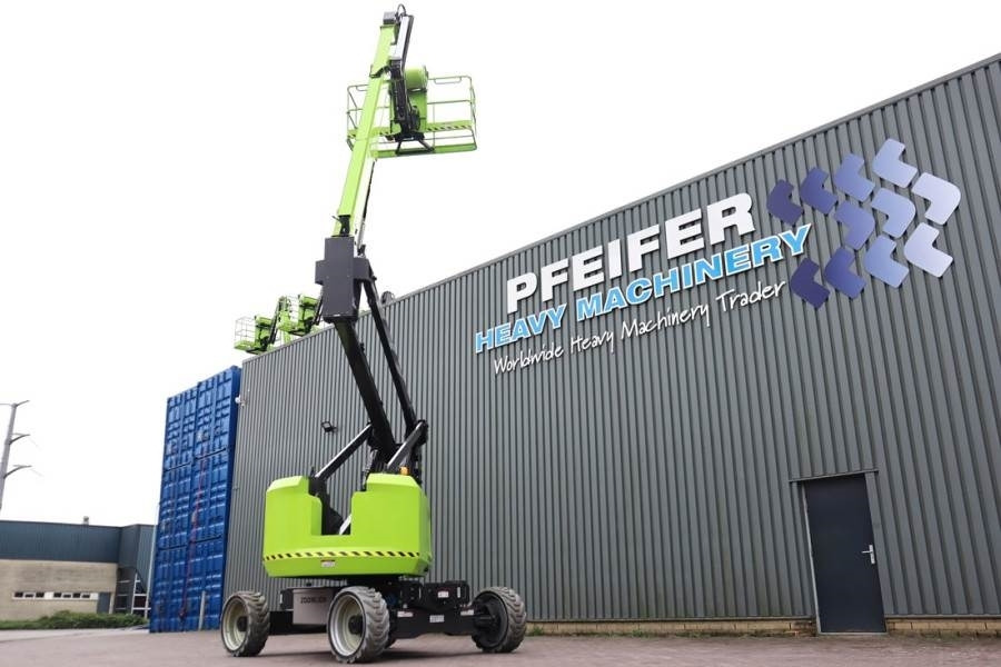 Kĺbová pracovná plošina Zoomlion ZA20JERT-LI Fully Electric Lithium-Powered, 4x4 Ro: obrázok 11