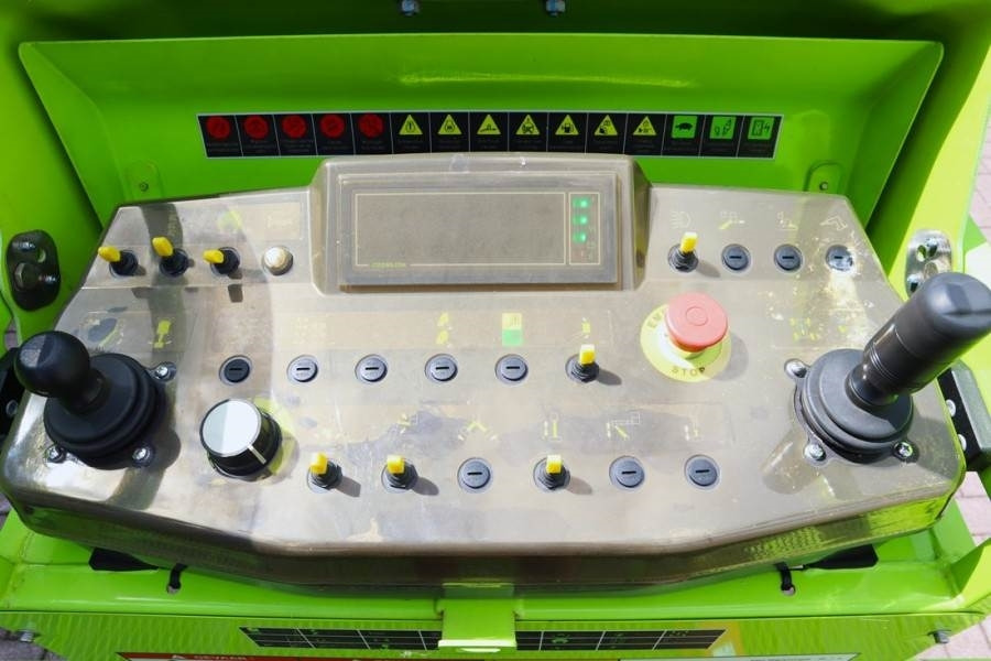 Zoomlion ZT26JE Fully Electric Lithium-Powered, 4x4 Rough T - Teleskopická plošina: obrázok 4 Zoomlion ZT26JE Fully Electric Lithium-Powered, 4x4 Rough T - Teleskopická plošina: obrázok 4