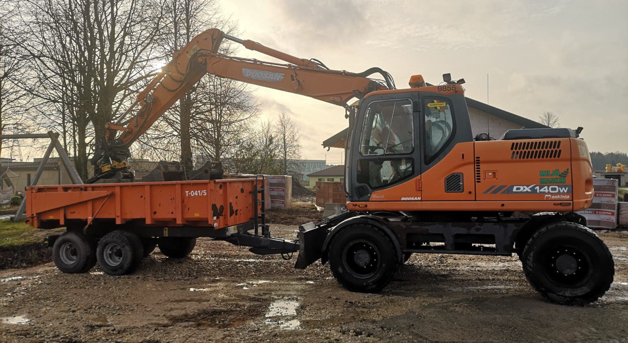 Doosan DX 140 - Kolesové rýpadlo: obrázok 5 Doosan DX 140 - Kolesové rýpadlo: obrázok 5