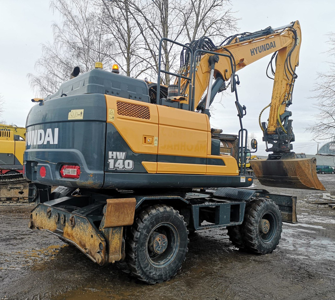 Hyundai W140 - Rýpadlo: obrázok 3 Hyundai W140 - Rýpadlo: obrázok 3