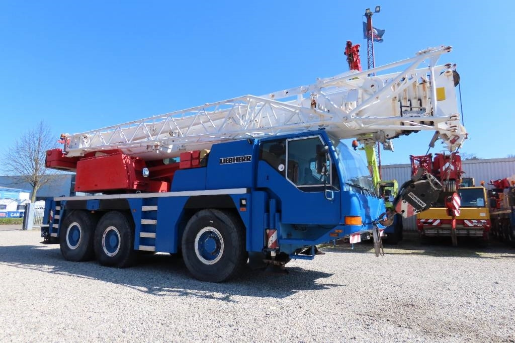 Liebherr LTM 1055-1 - Žeriav pre všetky terény: obrázok 2 Liebherr LTM 1055-1 - Žeriav pre všetky terény: obrázok 2