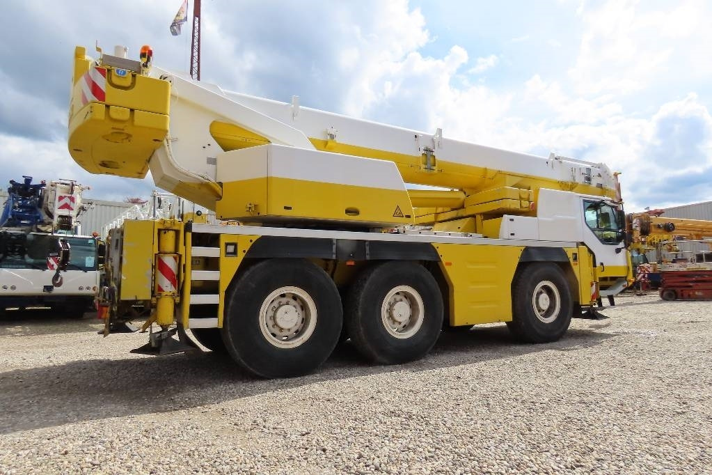 Liebherr LTM 1055-3.2 - Žeriav pre všetky terény: obrázok 3 Liebherr LTM 1055-3.2 - Žeriav pre všetky terény: obrázok 3