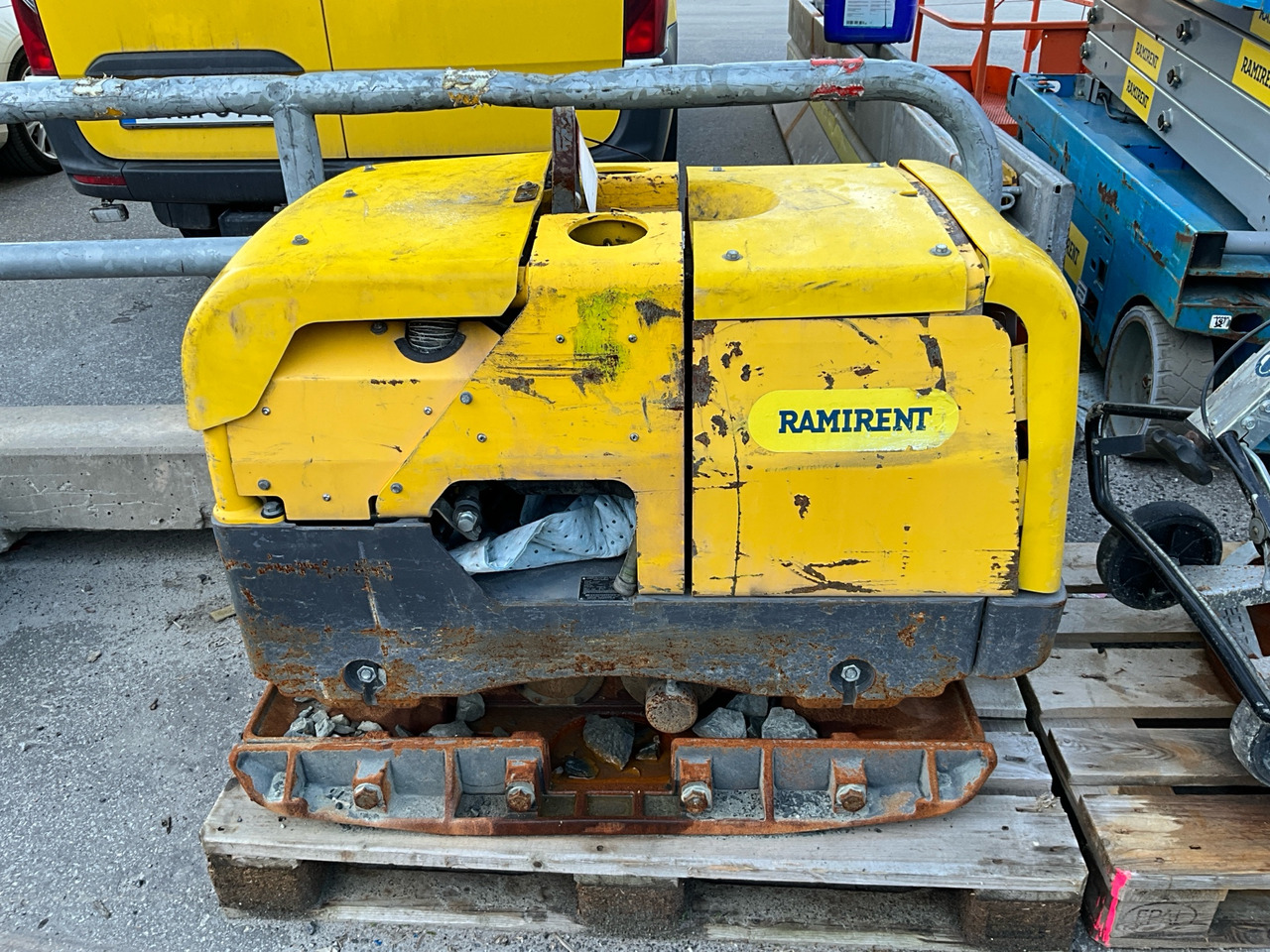 Atlas Copco LH804 - Vibračná doska: obrázok 1 Atlas Copco LH804 - Vibračná doska: obrázok 1