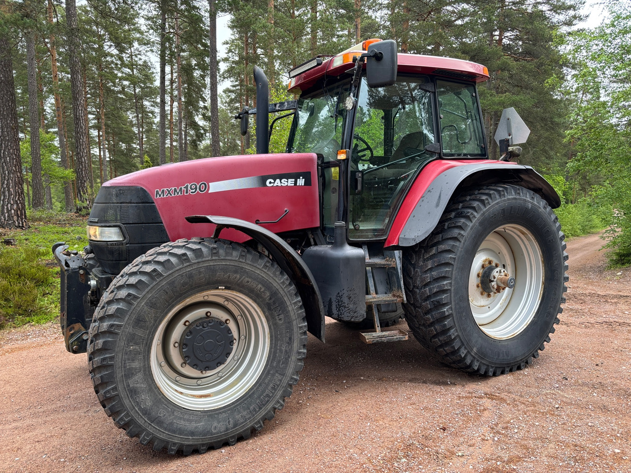 Case IH MXM 190 - Traktor: obrázok 1 Case IH MXM 190 - Traktor: obrázok 1