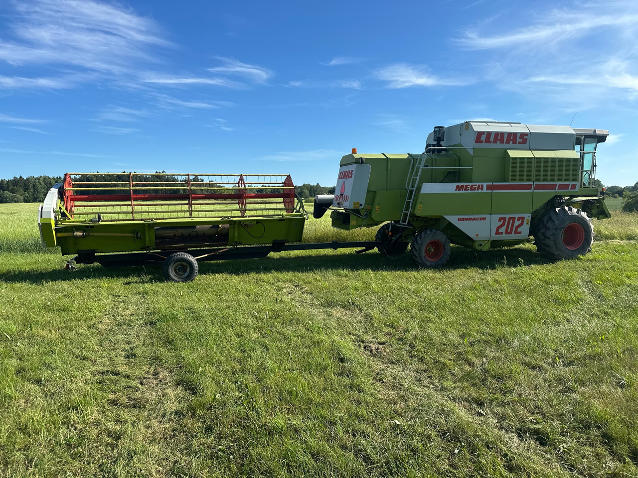 Claas Dominator Mega 202 - Obilný kombajn: obrázok 1 Claas Dominator Mega 202 - Obilný kombajn: obrázok 1