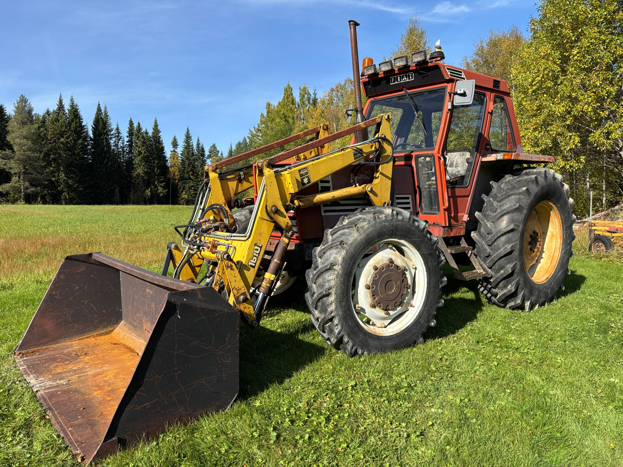 Fiat 880 - Traktor: obrázok 1 Fiat 880 - Traktor: obrázok 1