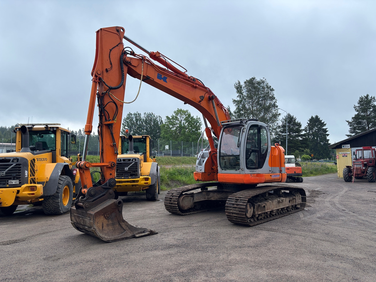 Fiat Kobelco E200SR - Rýpadlo: obrázok 1 Fiat Kobelco E200SR - Rýpadlo: obrázok 1