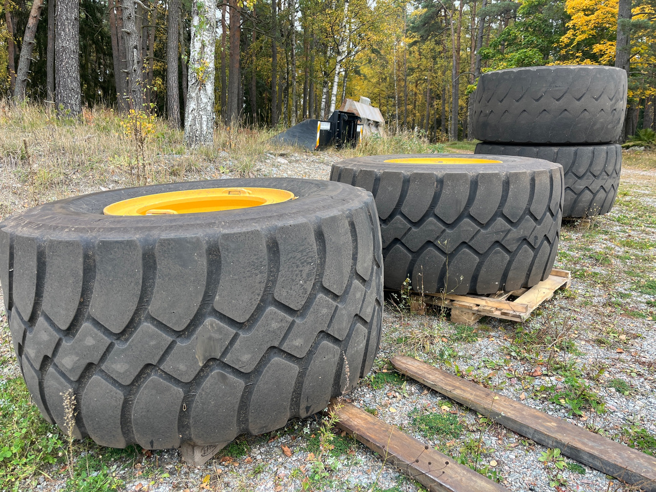 Goodyear 875/65R29 4 st - Pneumatika pre Stavebné stroje: obrázok 1 Goodyear 875/65R29 4 st - Pneumatika pre Stavebné stroje: obrázok 1