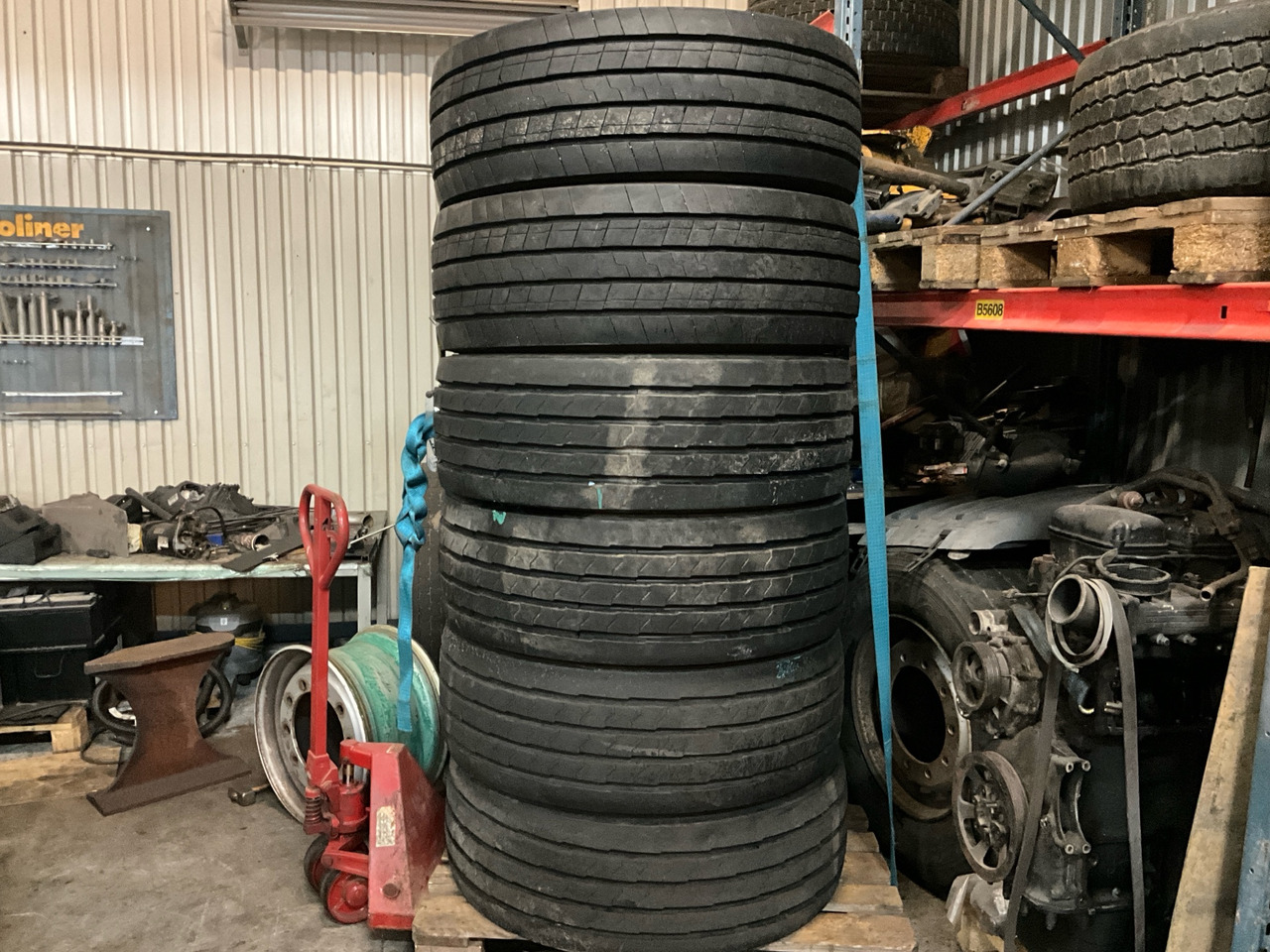 Goodyear KMAX T - Pneumatika pre Nákladné auto: obrázok 1 Goodyear KMAX T - Pneumatika pre Nákladné auto: obrázok 1